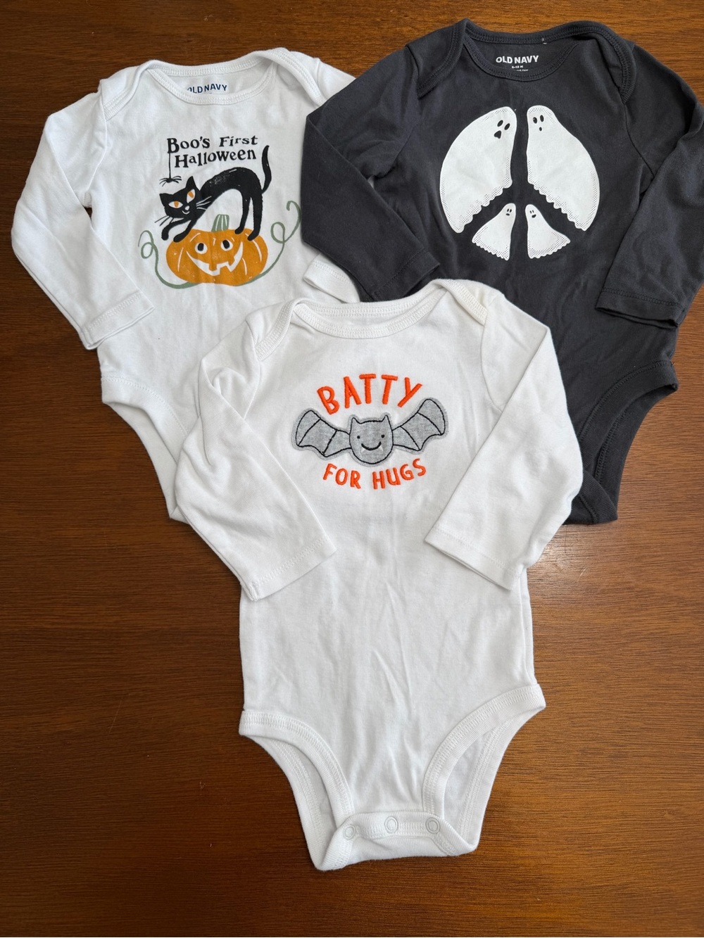 Old Navy and Carter’s Baby Halloween One-Piece Bodysuit Bundle 6-12 M